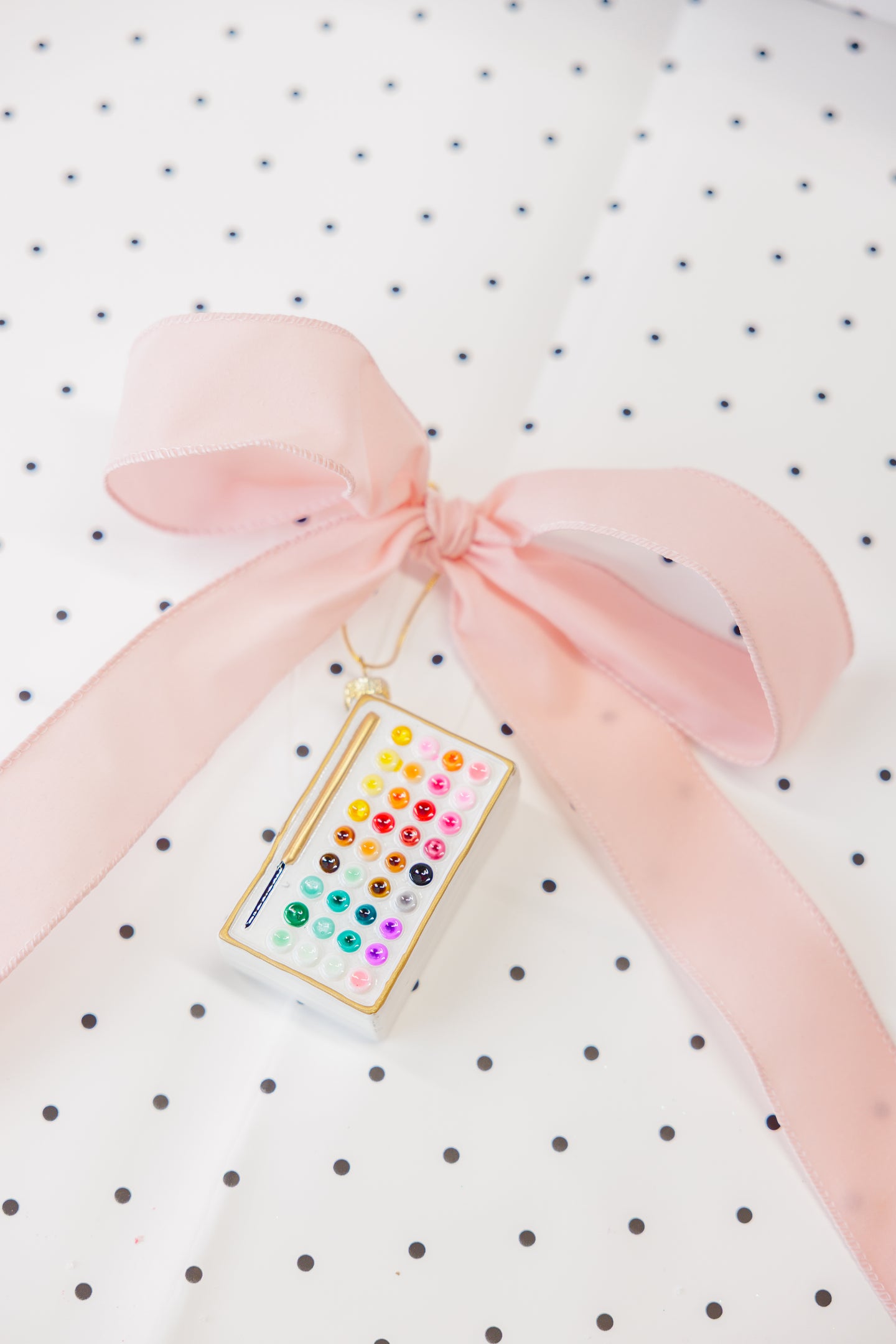 Watercolor Set Ornament